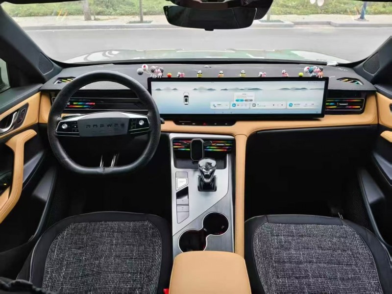 邯郸25年荣威RX56