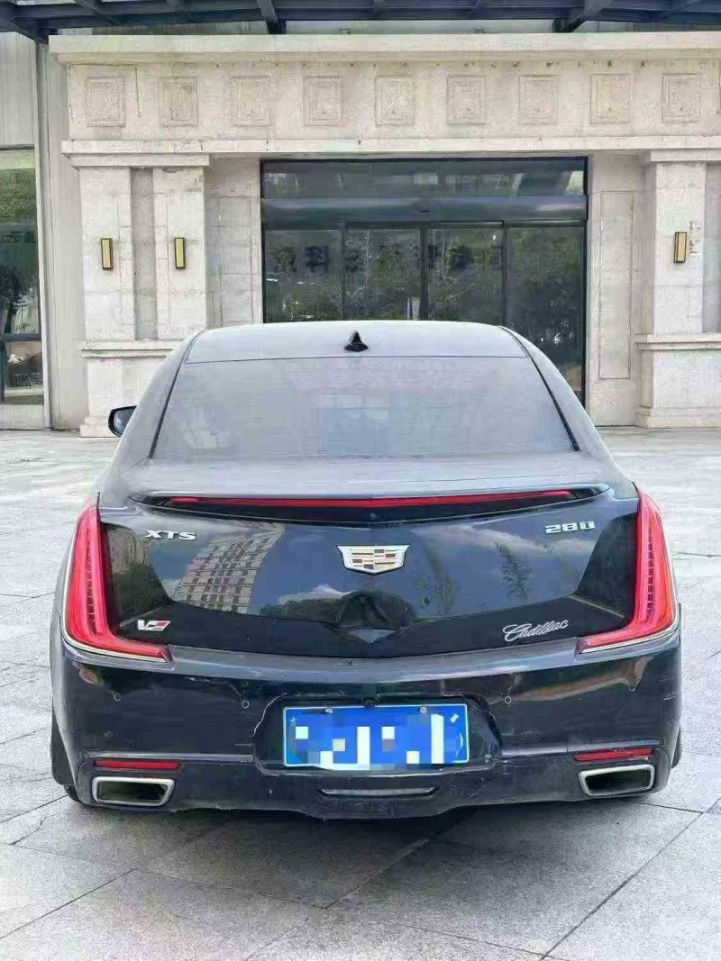 九江18年凯迪拉克XTS8