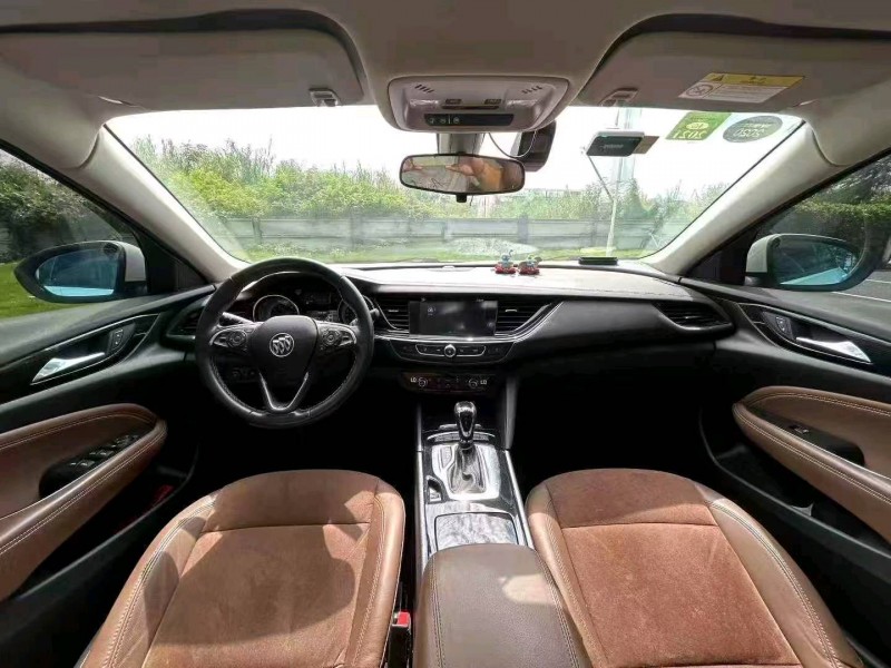 广州19年别克君威4