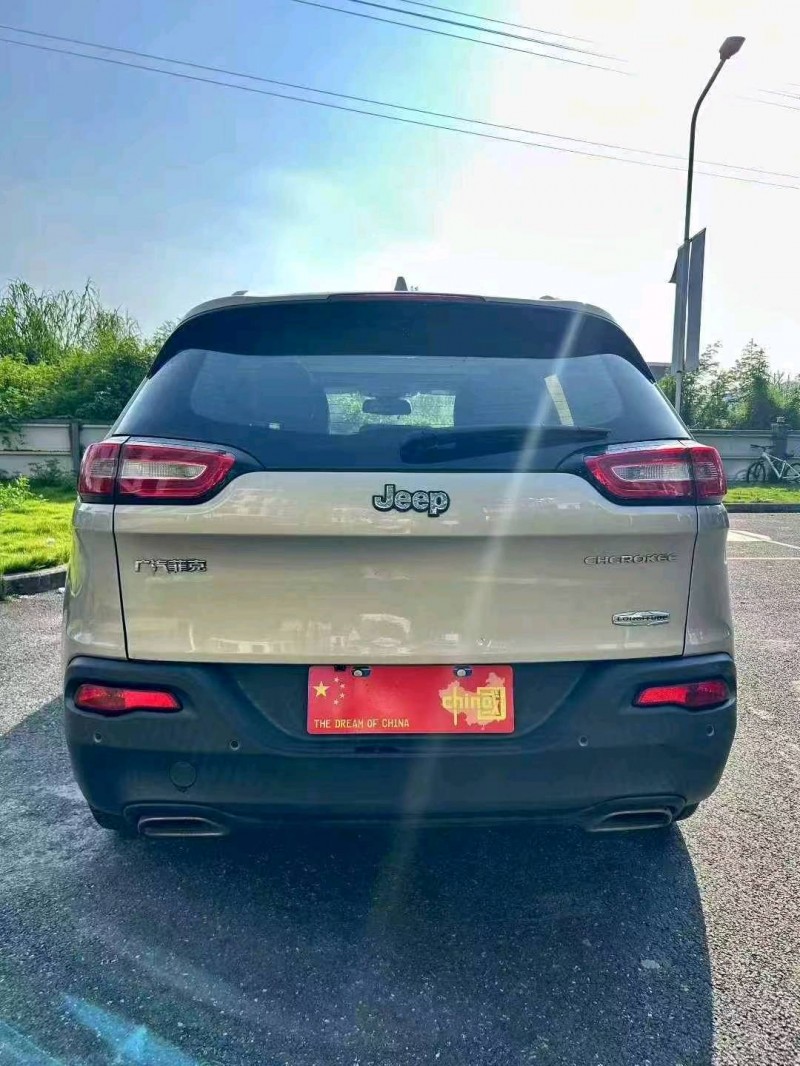 广州16年Jeep自由光7