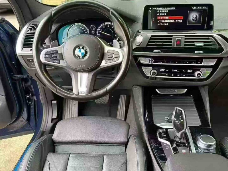 佛山19年宝马X44