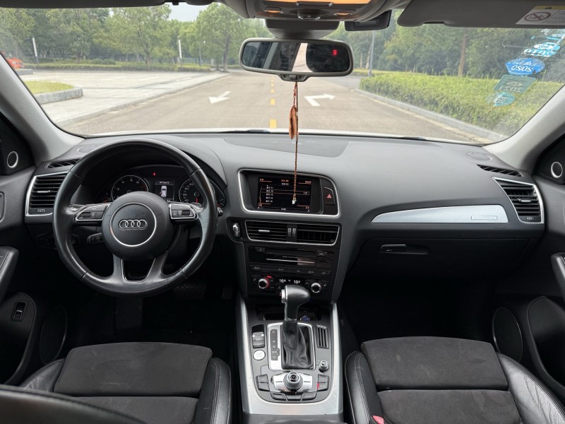 盐城15年奥迪Q56