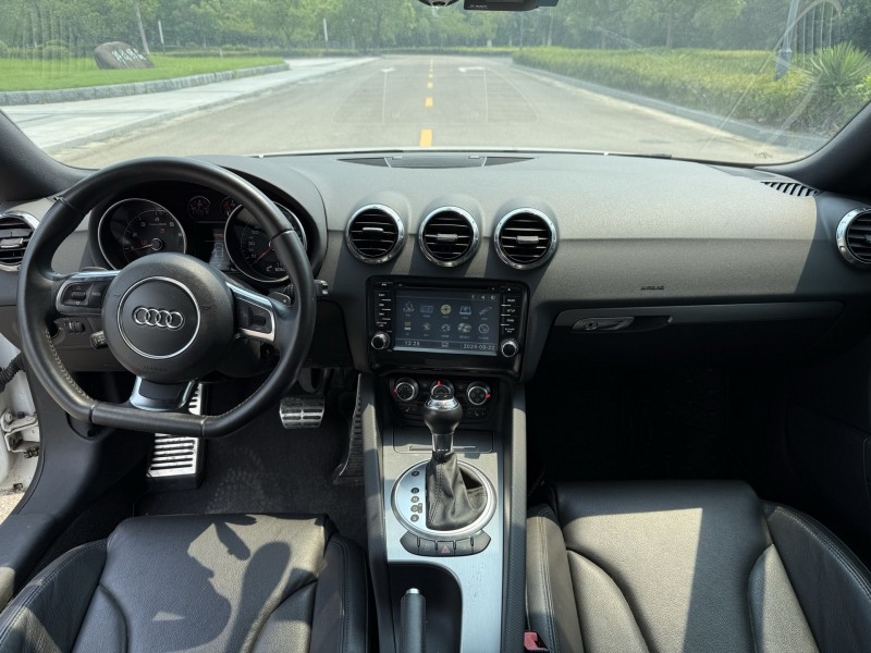 盐城13年奥迪TT6