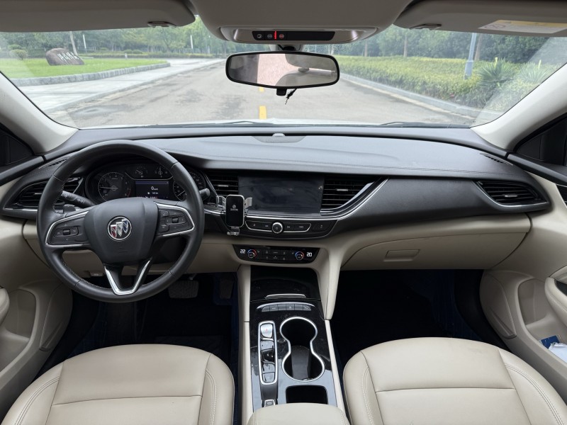 盐城21年别克君威4