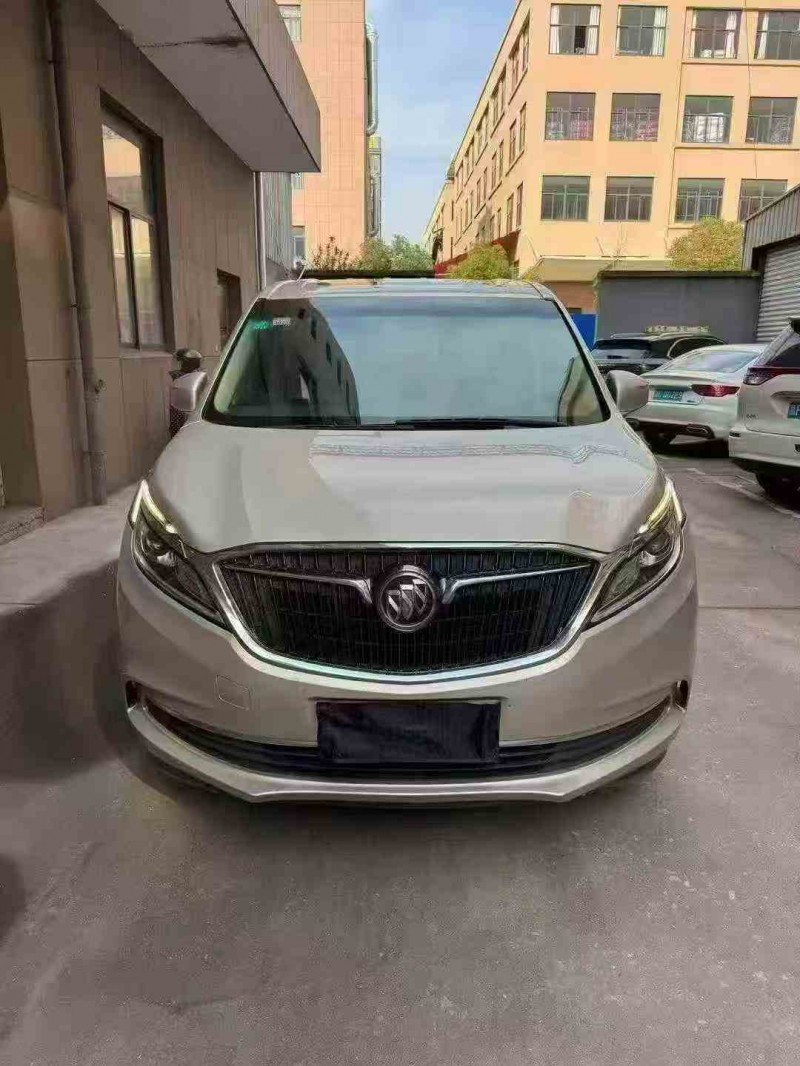 嘉兴19年别克GL81