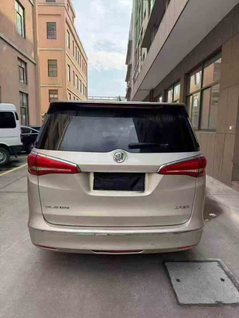 嘉兴19年别克GL86