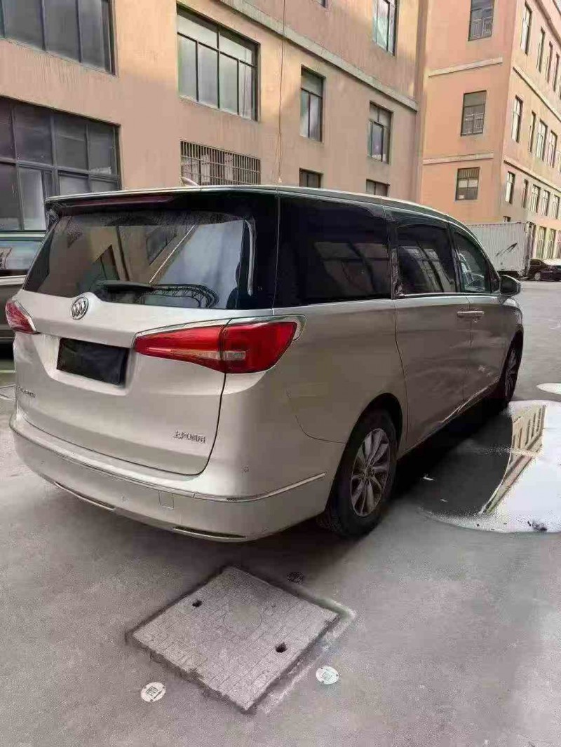 嘉兴19年别克GL87