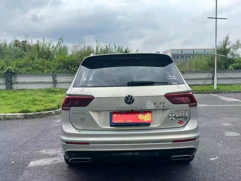 广州21年大众途观7