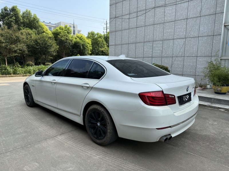 盐城12年宝马5系8