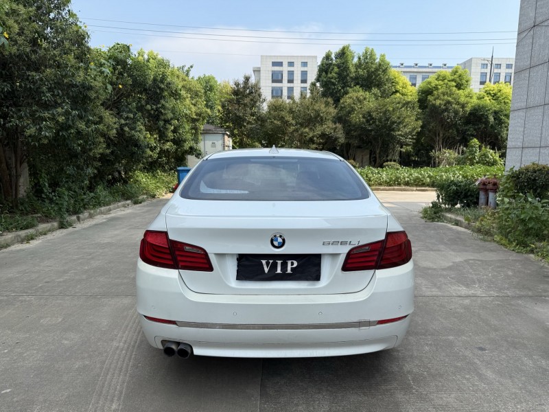 盐城12年宝马5系9