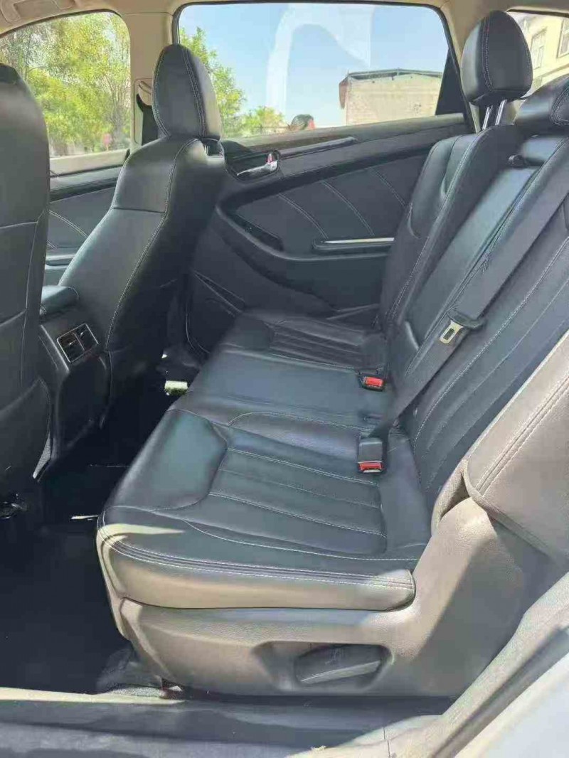 安阳19年东风风光6