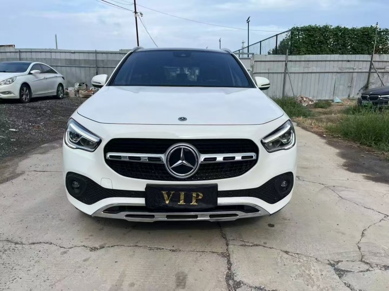 焦作23年奔驰GLA1