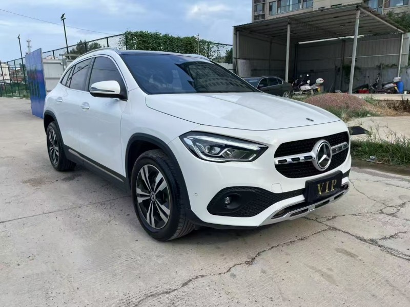 焦作23年奔驰GLA2