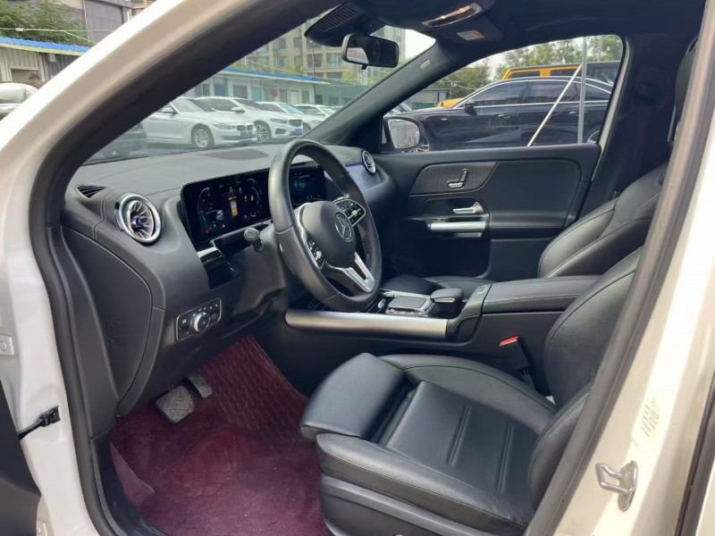 焦作23年奔驰GLA3