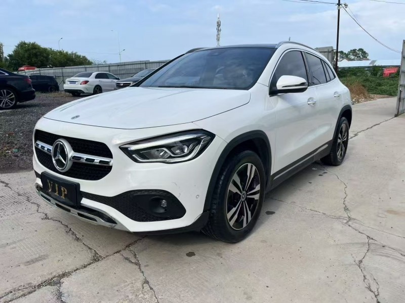 焦作23年奔驰GLA4