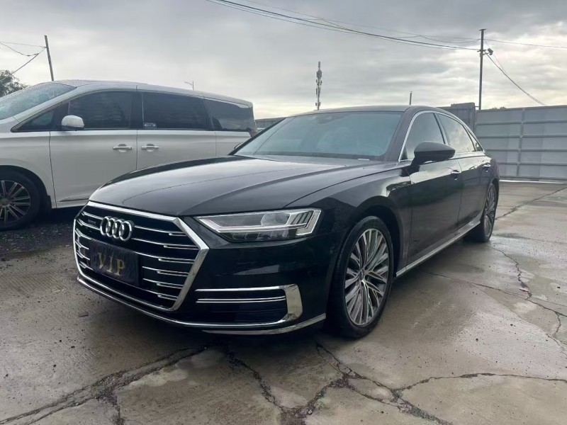 焦作19年奥迪A8L3