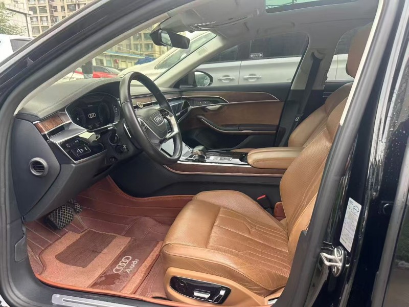 焦作19年奥迪A8L7