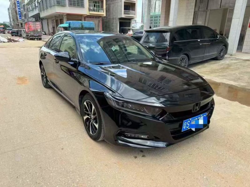 贵港21年本田雅阁3