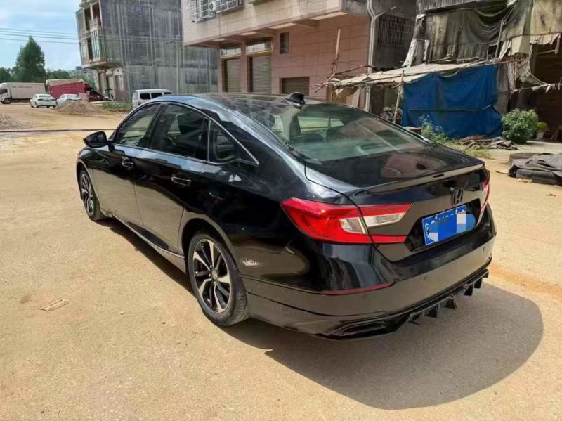 贵港21年本田雅阁7