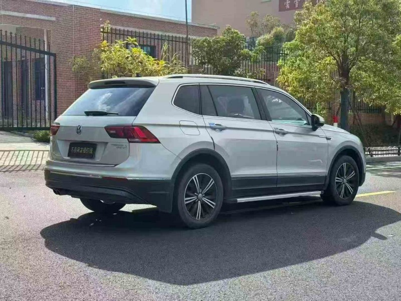 三明19年大众途观8