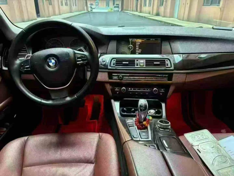 重庆12年宝马5系4