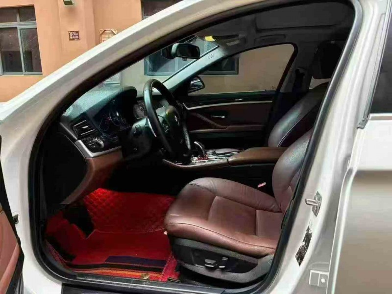 重庆12年宝马5系5