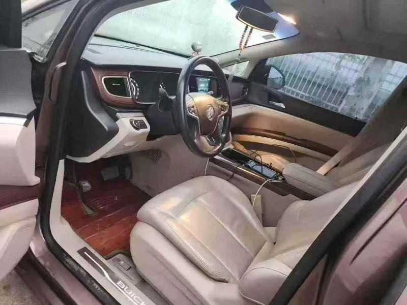 徐州20年别克GL85