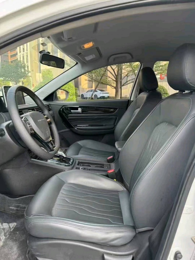 广州22年东风风行4