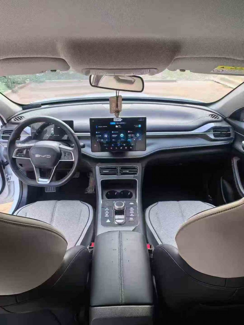 三明24年比亚迪驱逐舰4