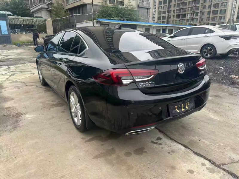 焦作21年别克君威3