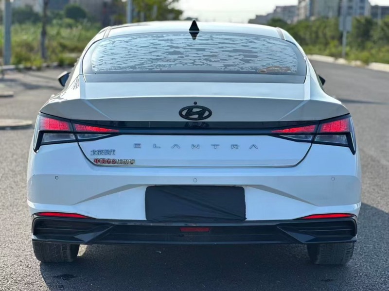 汕头21年现代伊兰特9