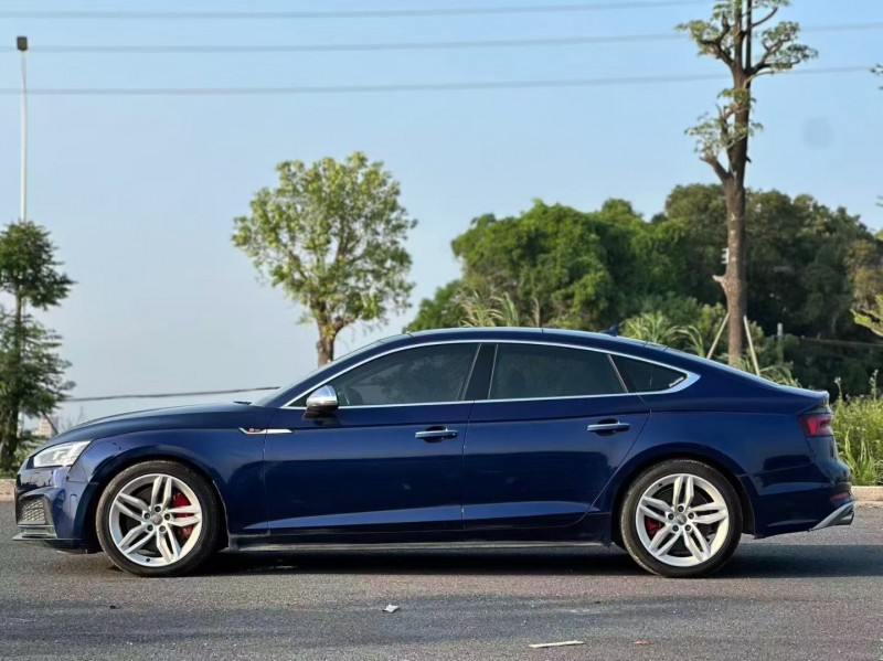 汕头19年奥迪A53