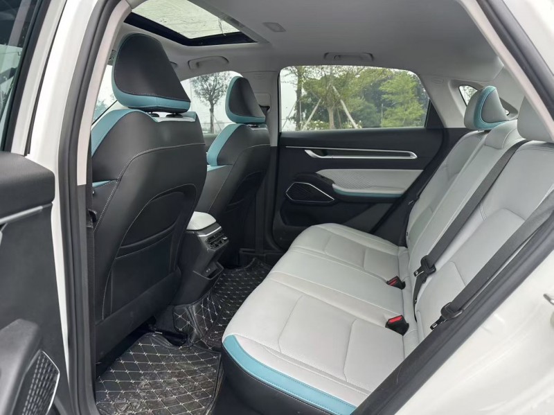 汕头23年吉利帝豪5