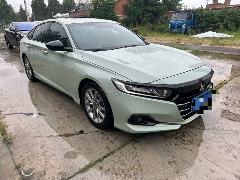 许昌22年本田雅阁3