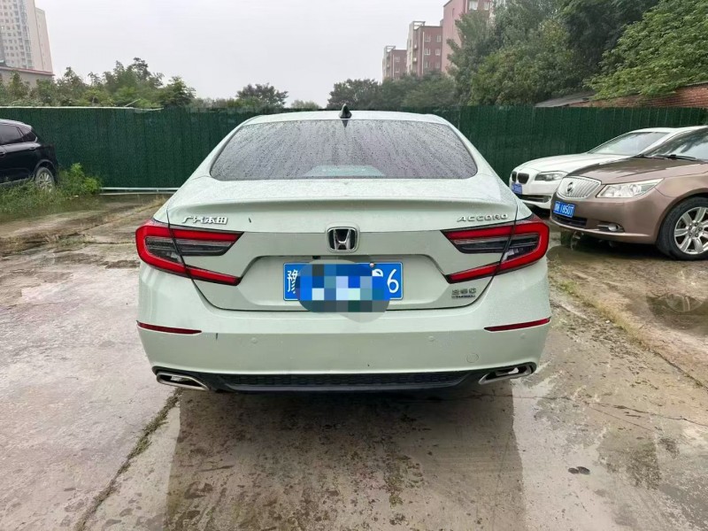 许昌22年本田雅阁4