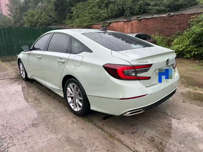 许昌22年本田雅阁6