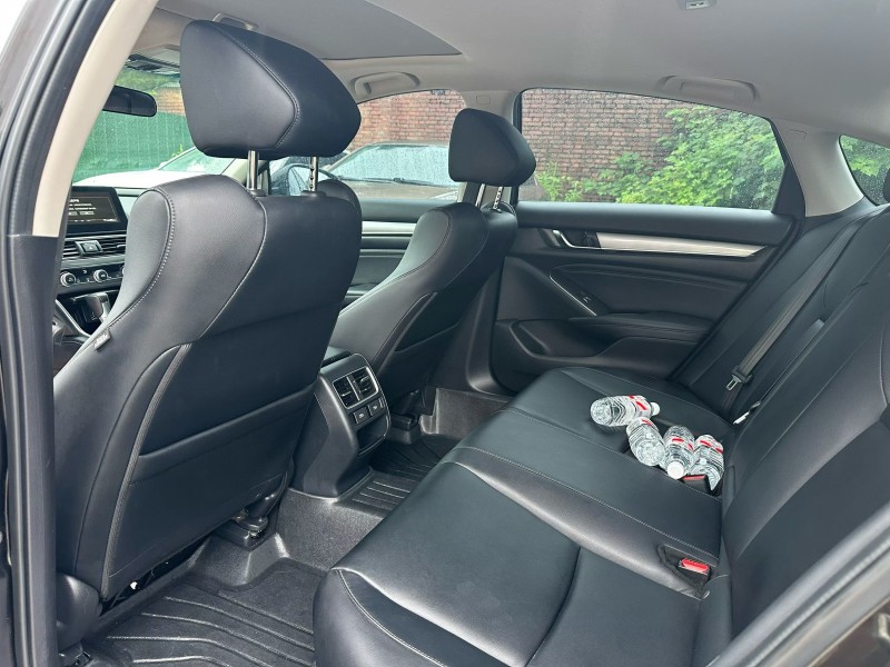 许昌22年本田雅阁9