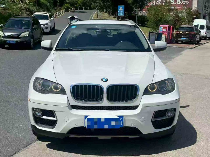 三明14年宝马X61