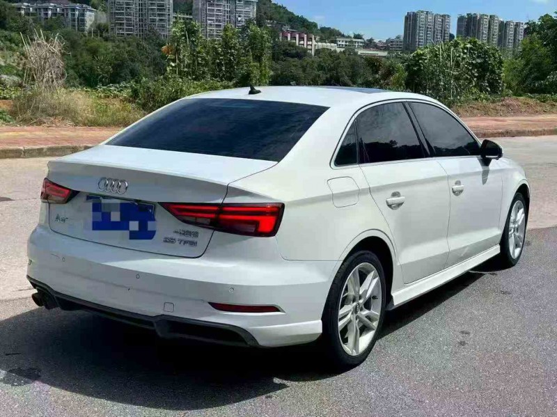 三明19年奥迪A38