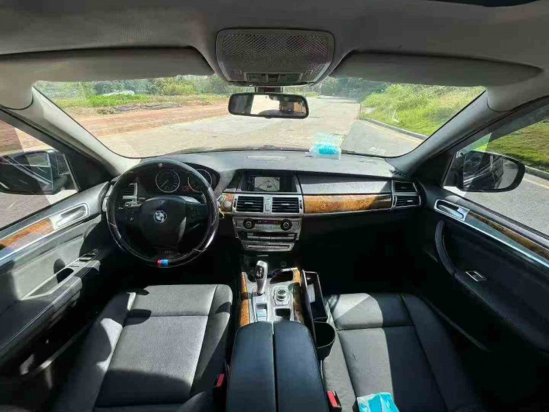 泉州13年宝马X55