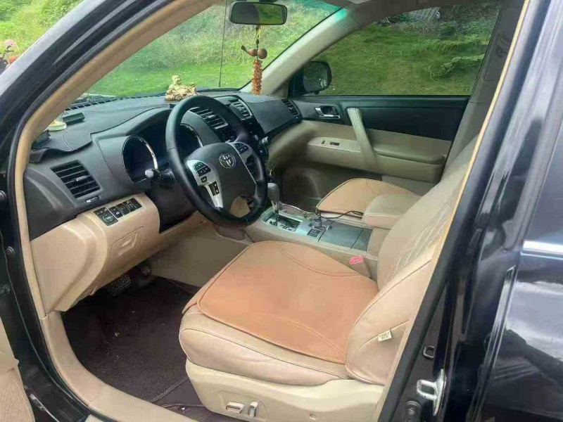 三明14年丰田汉兰达4