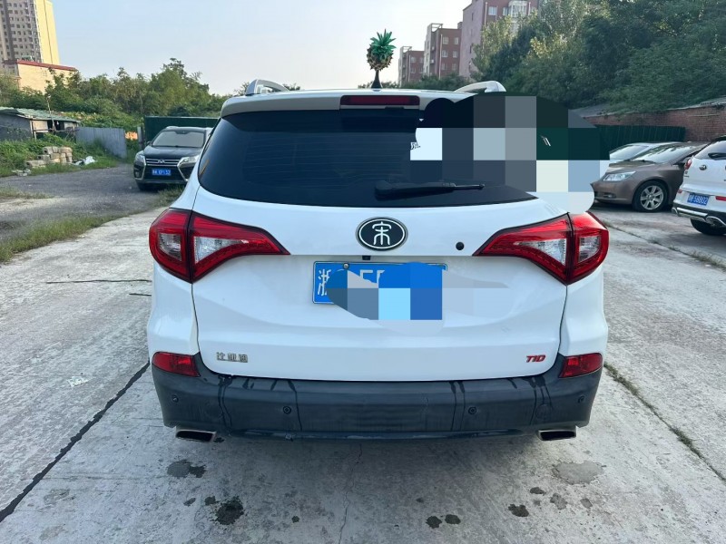 许昌18年比亚迪宋2