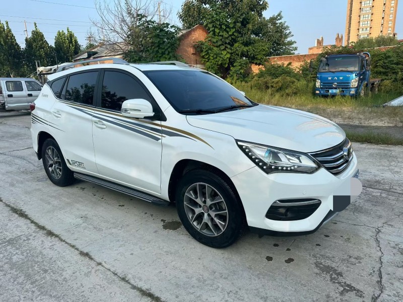 许昌18年比亚迪宋9