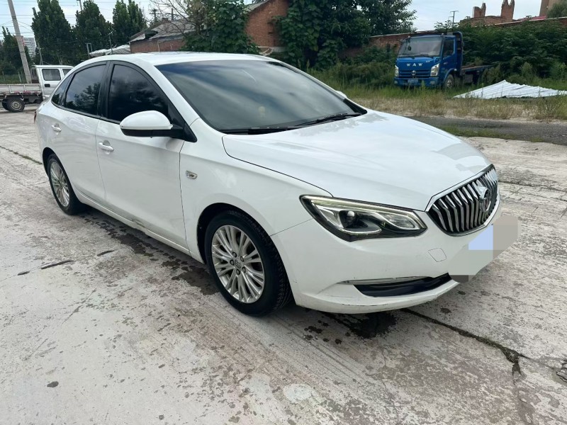 许昌18年别克英朗9