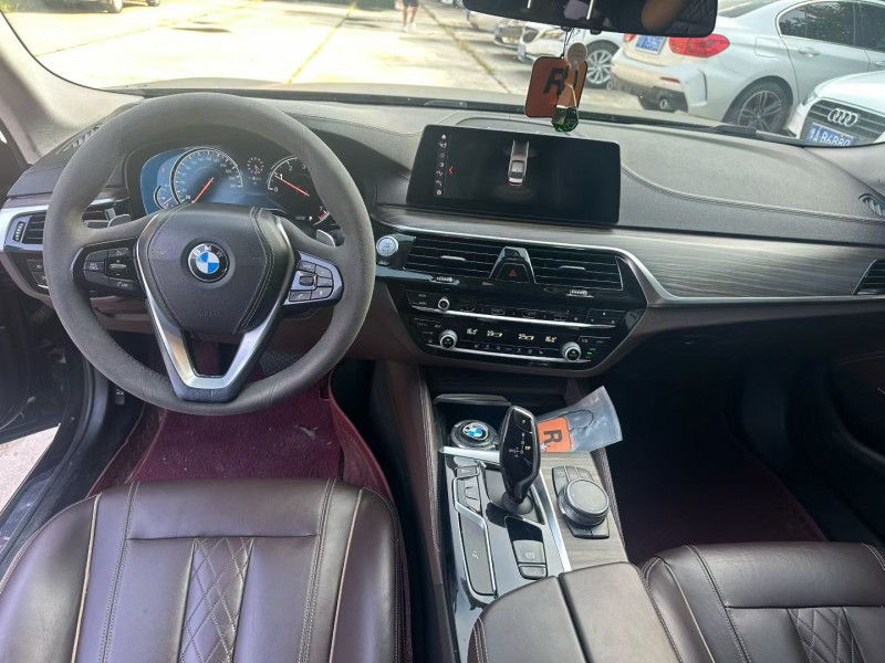 许昌18年宝马5系8