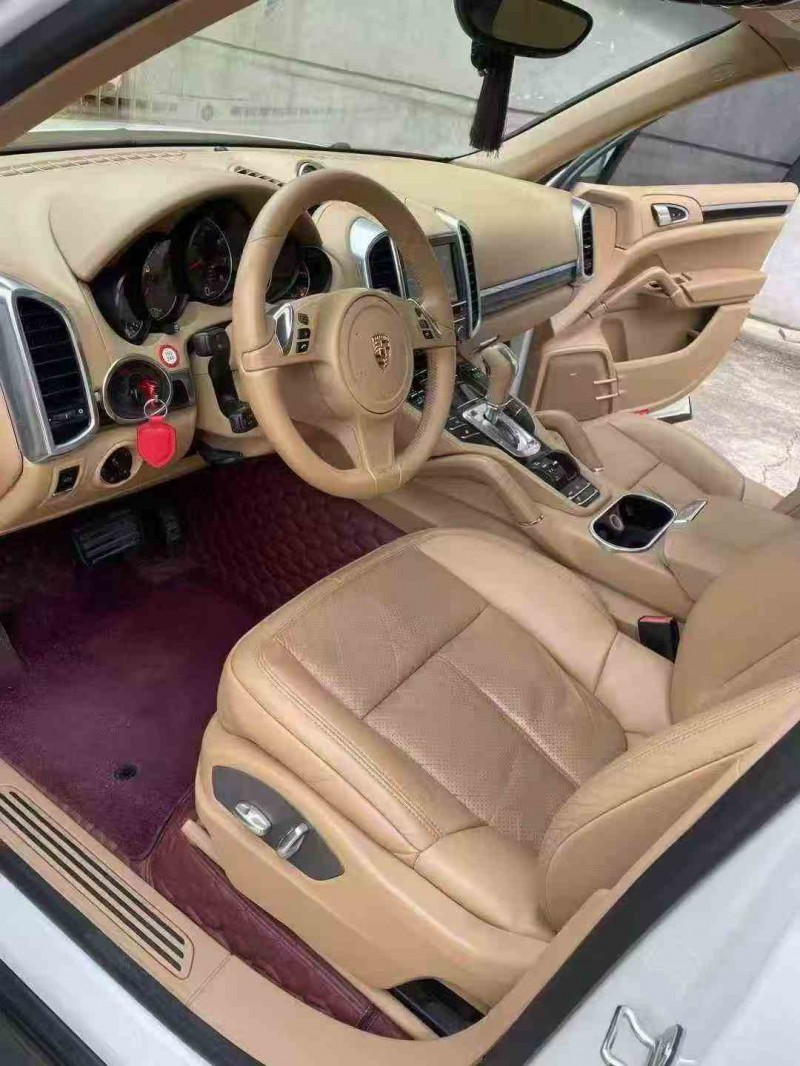 莆田15年保时捷卡宴5