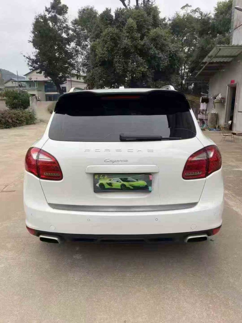 莆田15年保时捷卡宴9