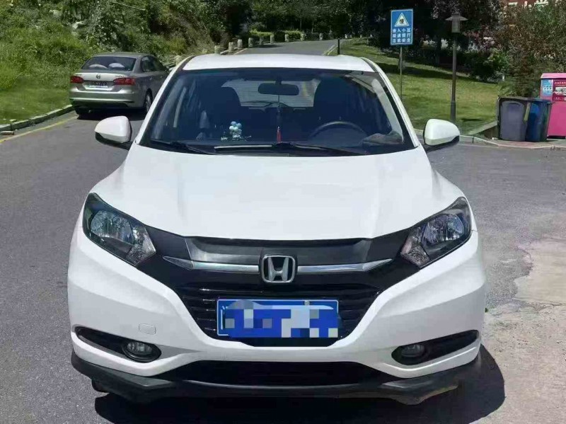 三明16年本田缤智1