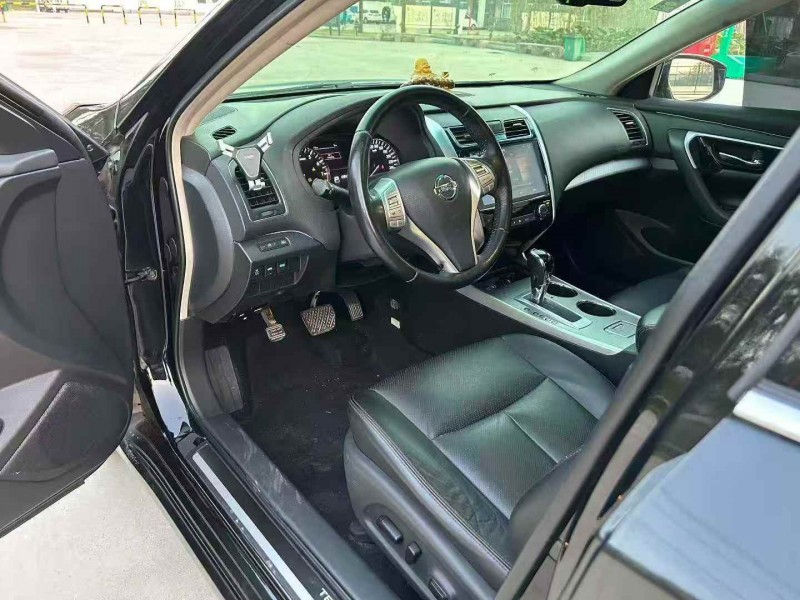 徐州18年日产天籁4