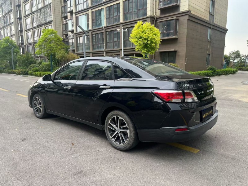 徐州18年启辰D607